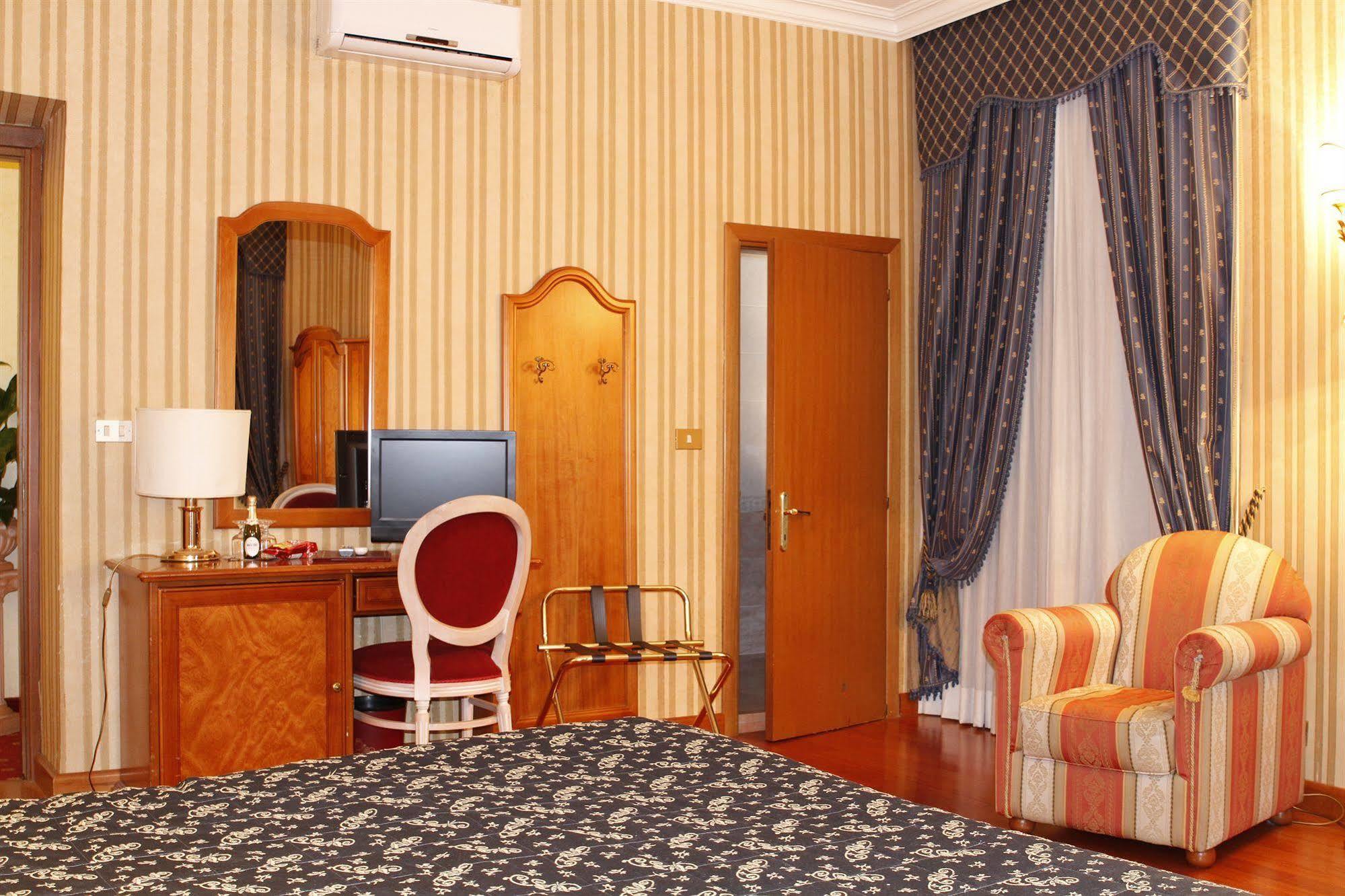 Hotel Sistina Roma Dış mekan fotoğraf
